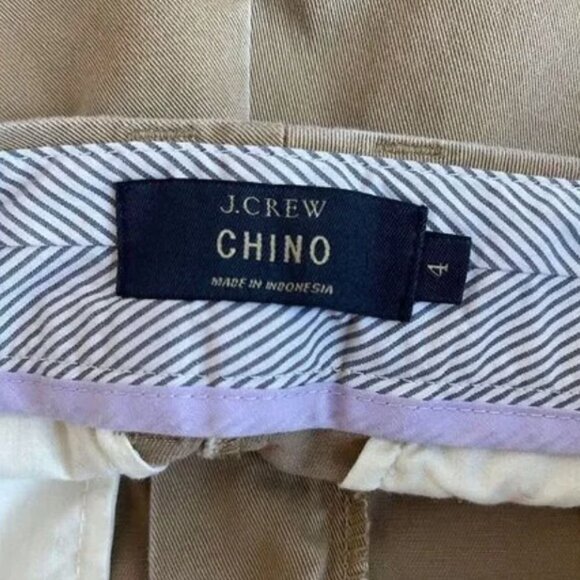 J. Crew Women's Size 4 Khaki Chino Shorts #82043 - Picture 3 of 4